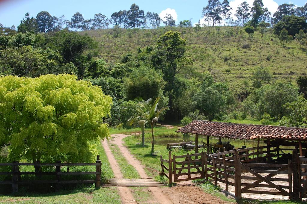 Chales De Minas Hotel Fazenda Caxambu Exteriör bild